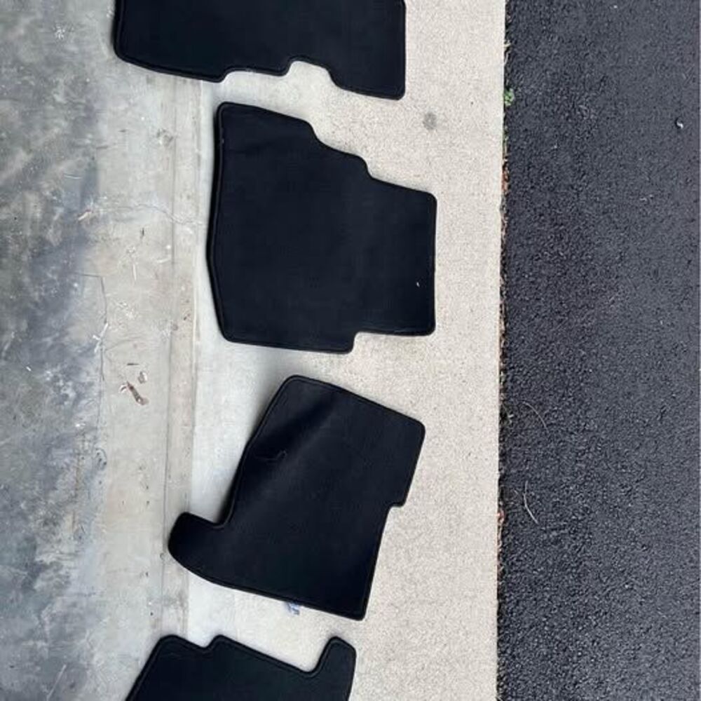 Mazda CX9 Brand New floor mats